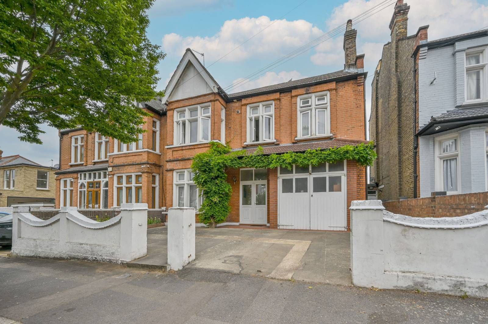 9 bed semidetached house for sale in Chadwick Road, Upper Leytonstone