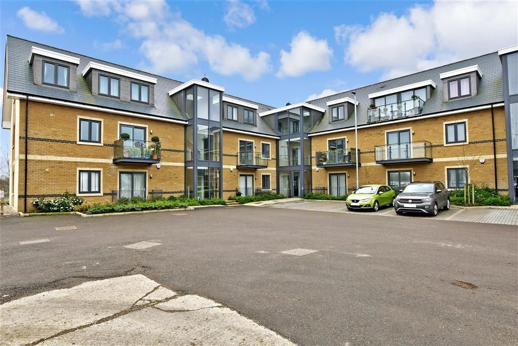 3 bed flat for sale in Rayley Lane, North Weald, Essex CM16 Zoopla