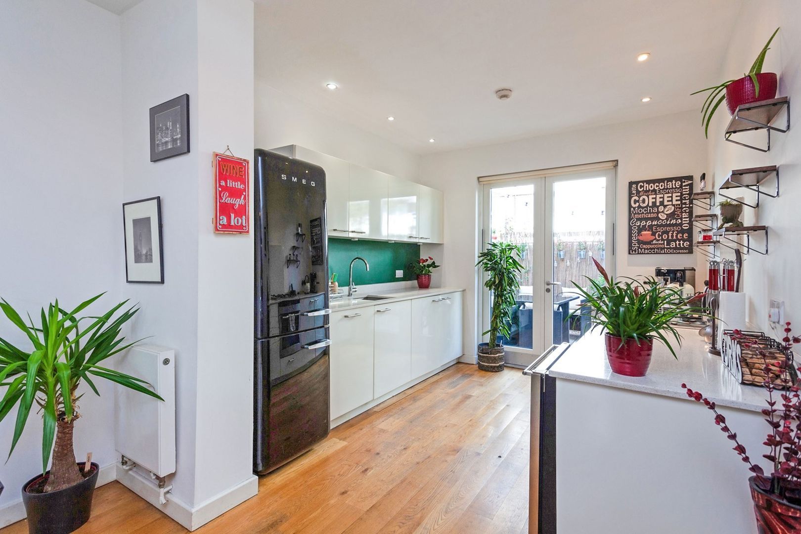 1 Holland Grove Oval SW9  