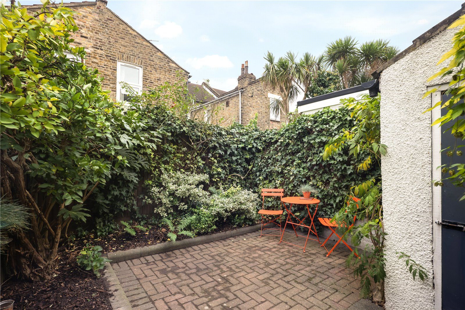 2 bed terraced house for sale in White Road, Stratford, London E15 Zoopla