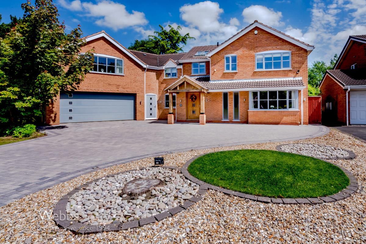 6 bed detached house for sale in Troon, Amington, Tamworth B77 Zoopla