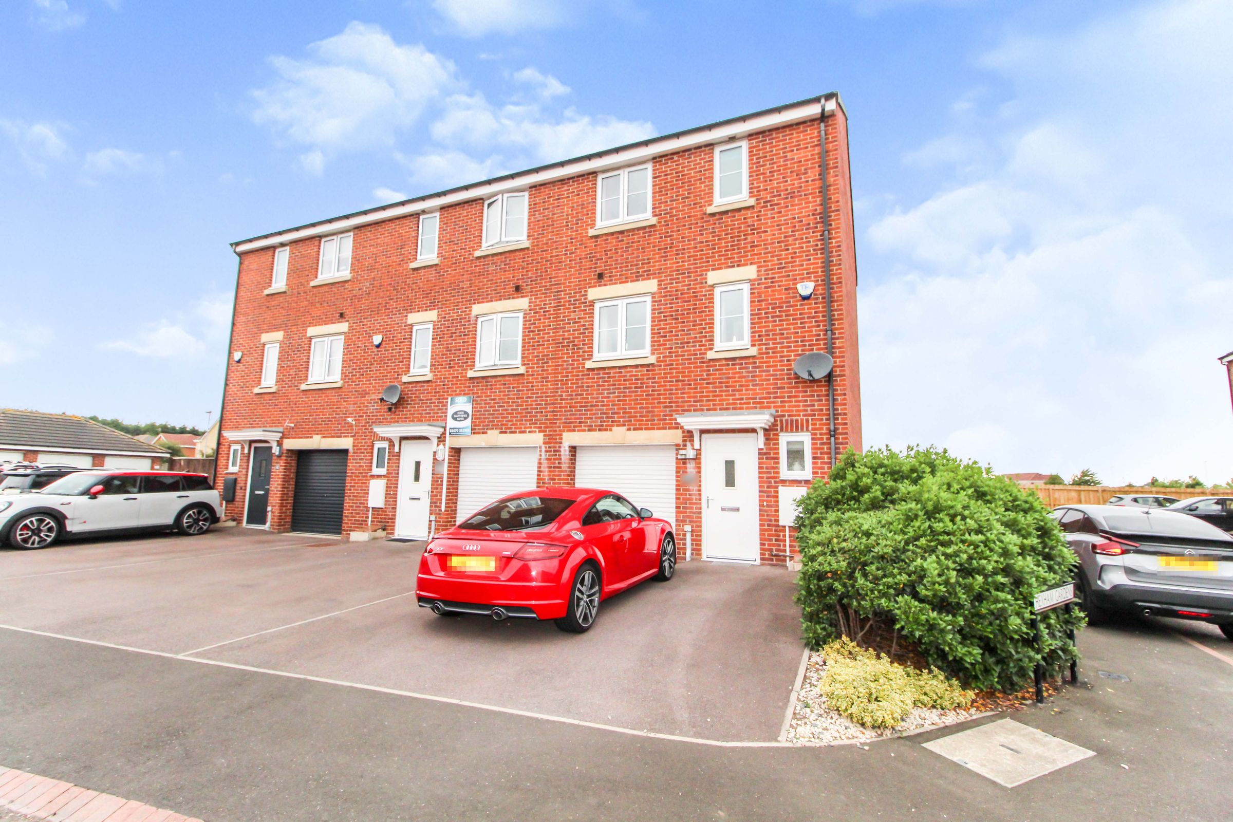 4 bed town house for sale in Hexham Gardens, Blyth NE24 Zoopla