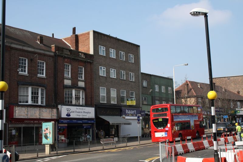 2 bed flat to rent in Station Lane, Hornchurch RM12 Zoopla