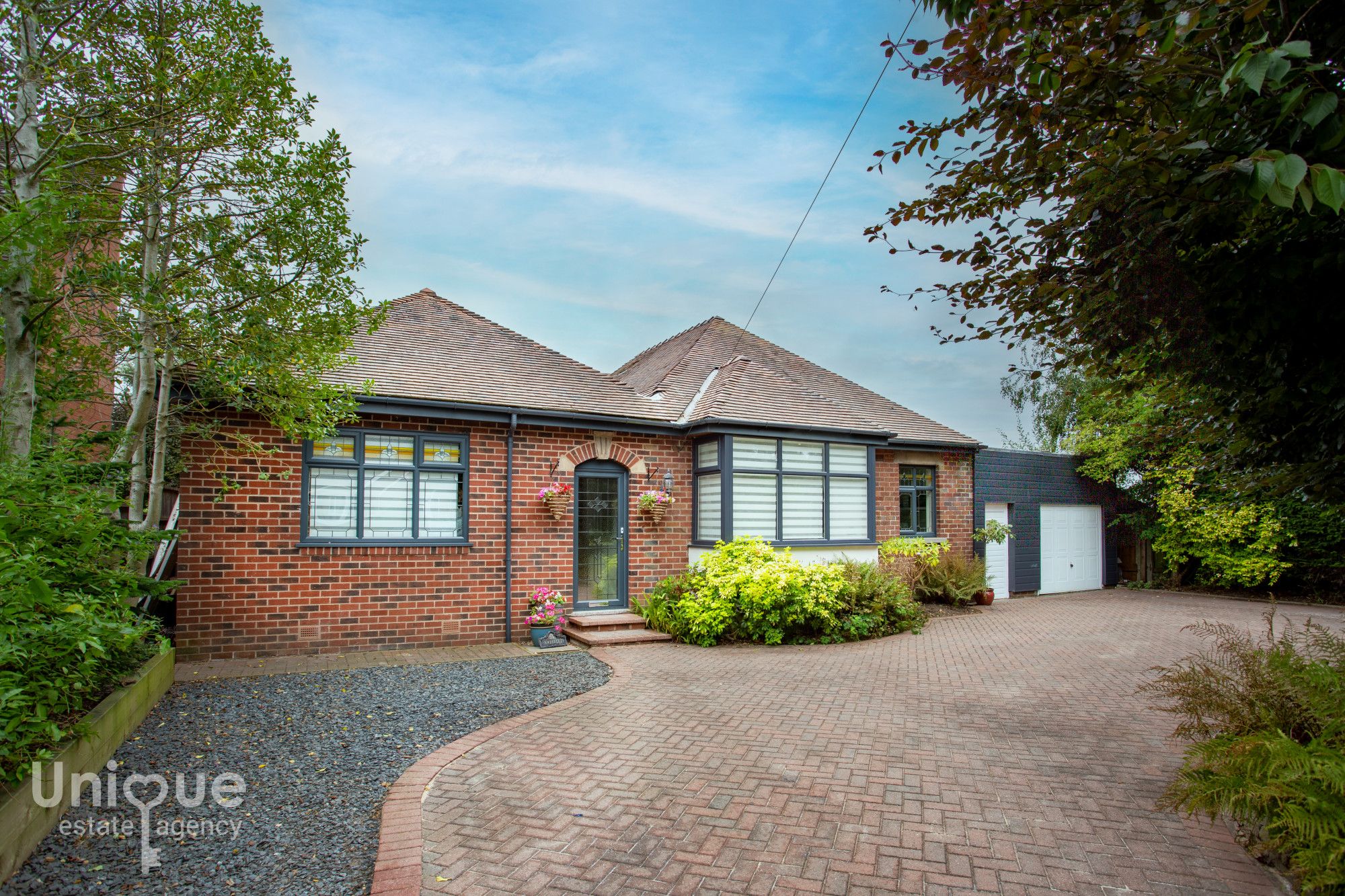 4 bed bungalow for sale in Moorland Road, PoultonLeFylde FY6 Zoopla