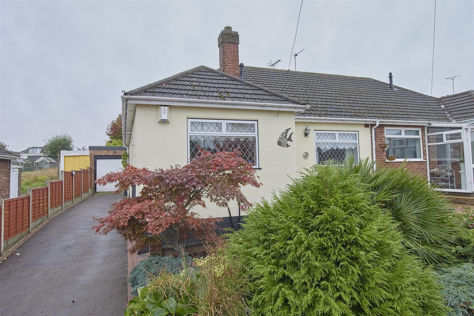 3 bed semidetached bungalow for sale in Elmdale Road, Earl Shilton