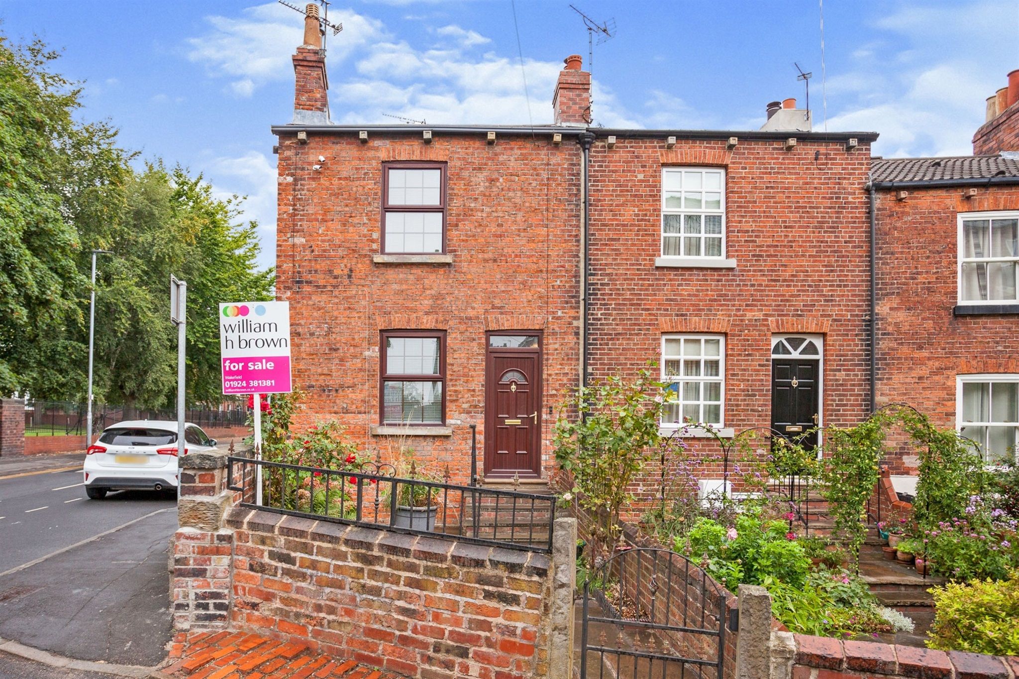 2 bed end terrace house for sale in College Grove, Wakefield WF1 Zoopla