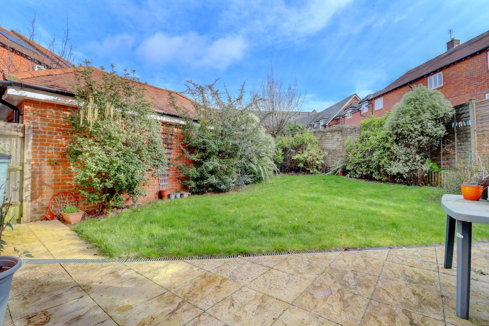 4 bed detached house for sale in Wellesbourne Crescent, High