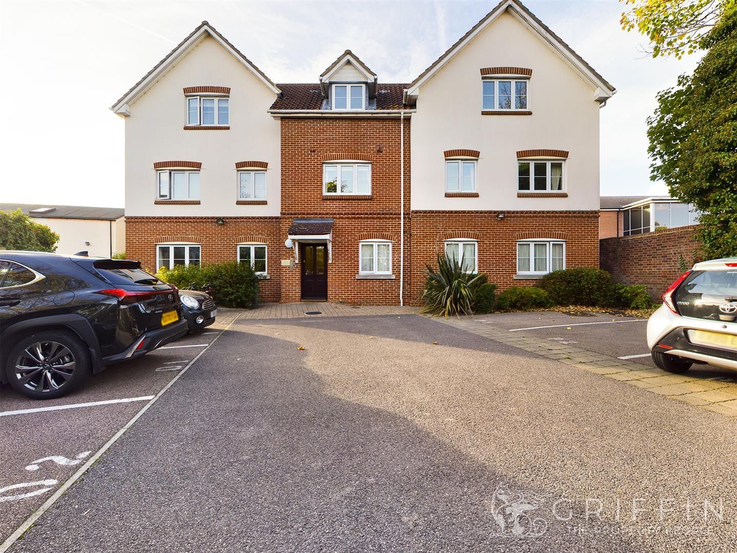 2 bed flat to rent in St. Lawrence Road, Upminster RM14 Zoopla