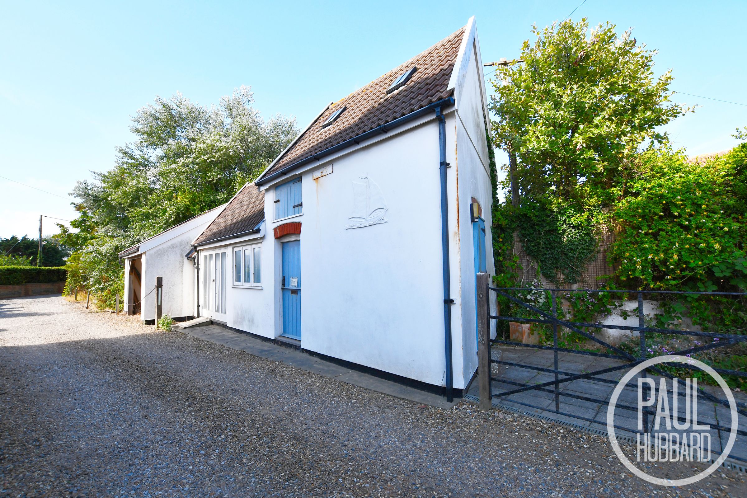 1 bed barn conversion for sale in Coastguard Lane, Kessingland, Suffolk