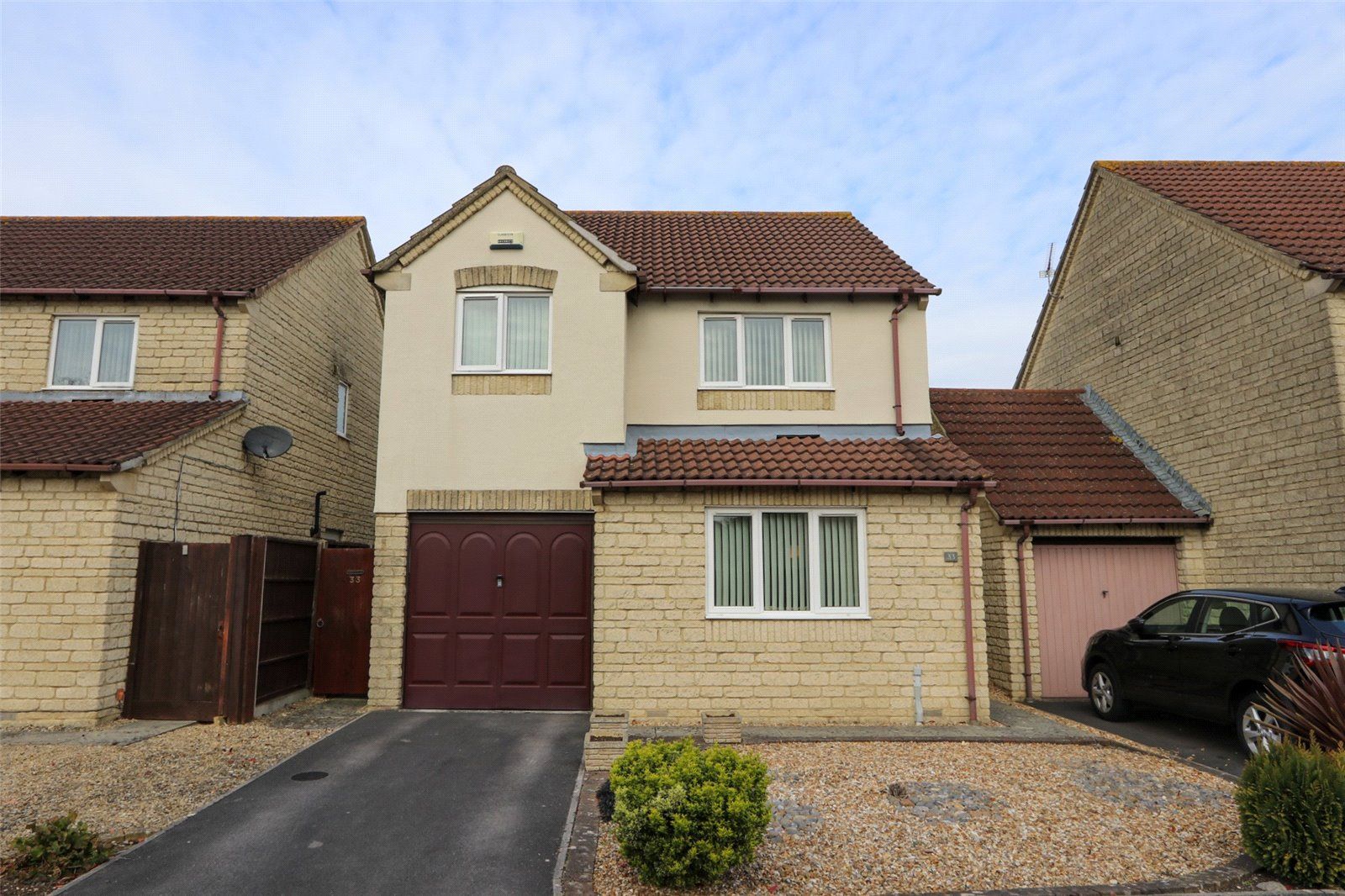 3 Bed Detached House For Sale In Dewfalls Drive Bradley Stoke Bristol