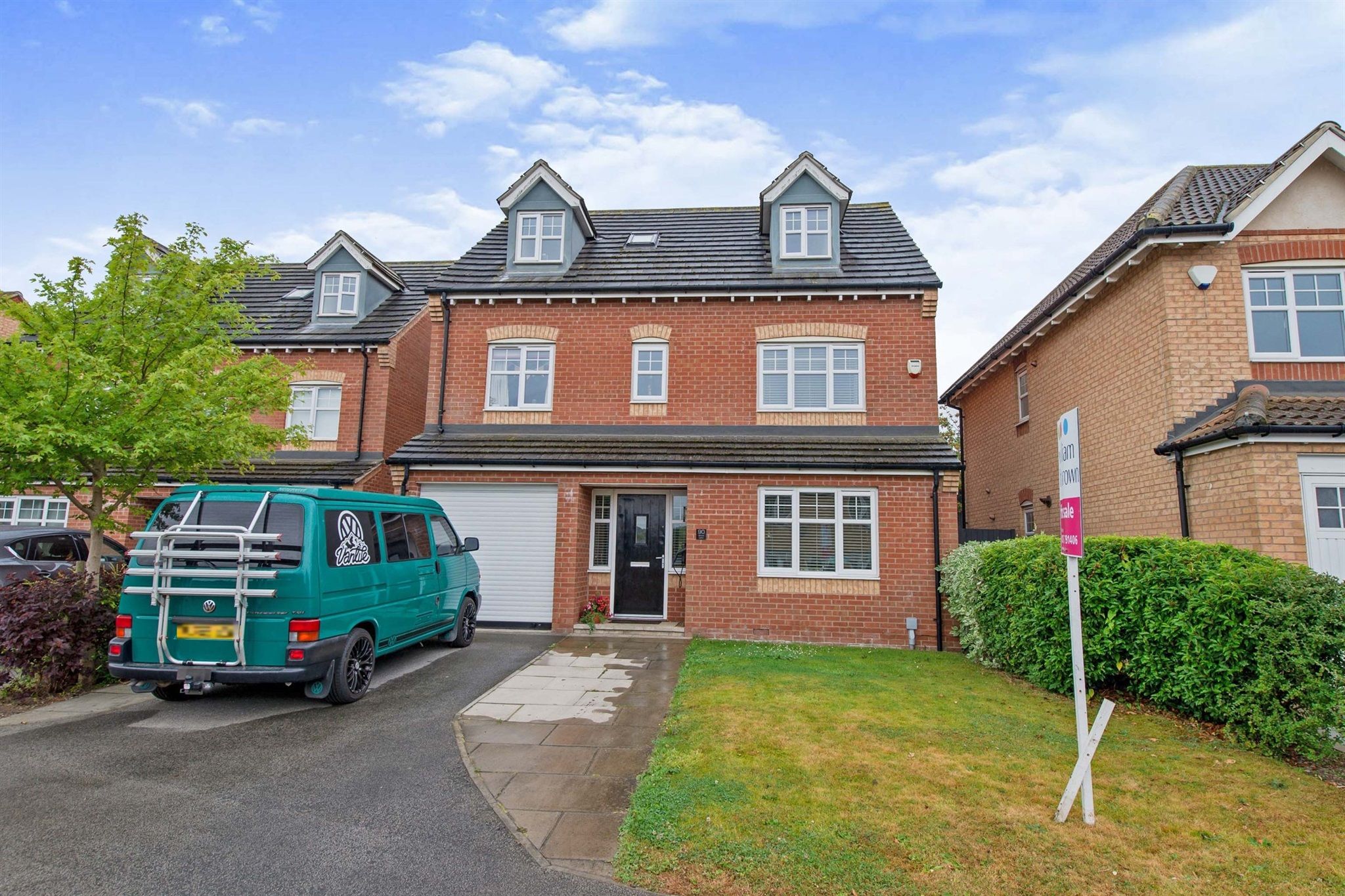 5 bed detached house for sale in Grove Lane, Hemsworth, Pontefract WF9