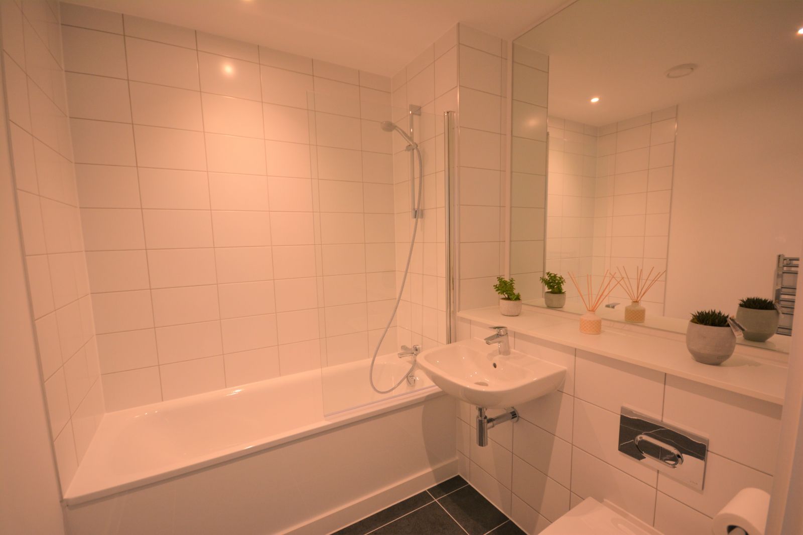 2 bed flat to rent in Trafford Wharf Road, Trafford Park, Manchester