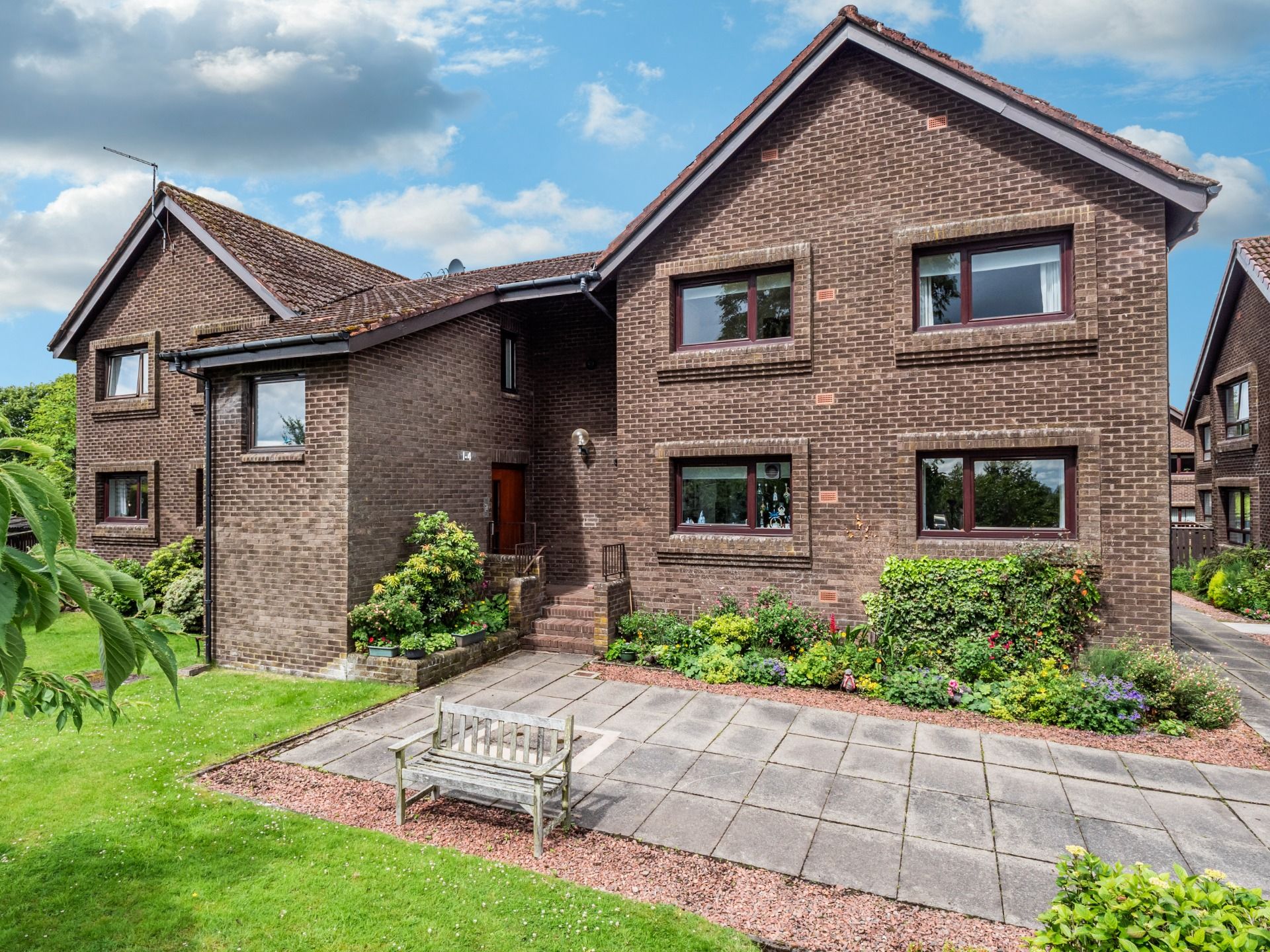 1 bed flat for sale in Viewpark, Milngavie, East Dunbartonshire G62