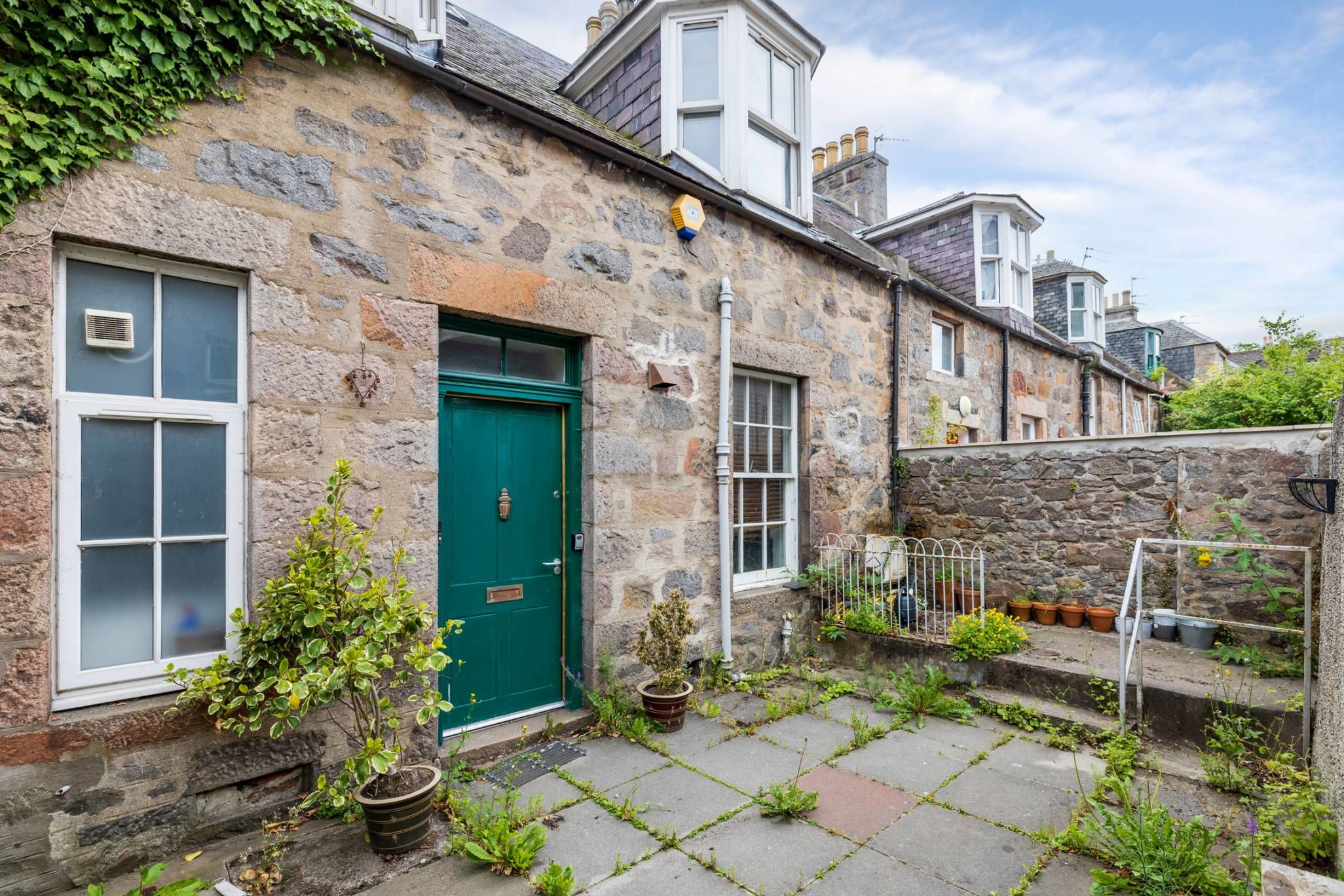 4 bed end terrace house for sale in Hardgate, Aberdeen AB11 Zoopla
