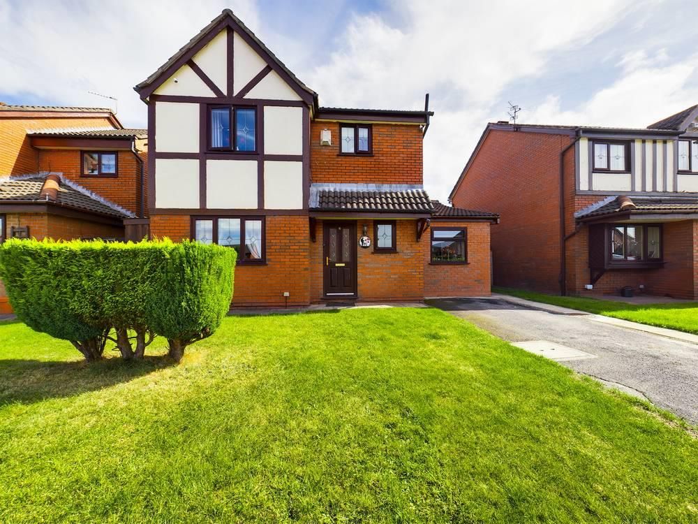 4 bed property for sale in Tynedale Close, Stockport SK5 Zoopla