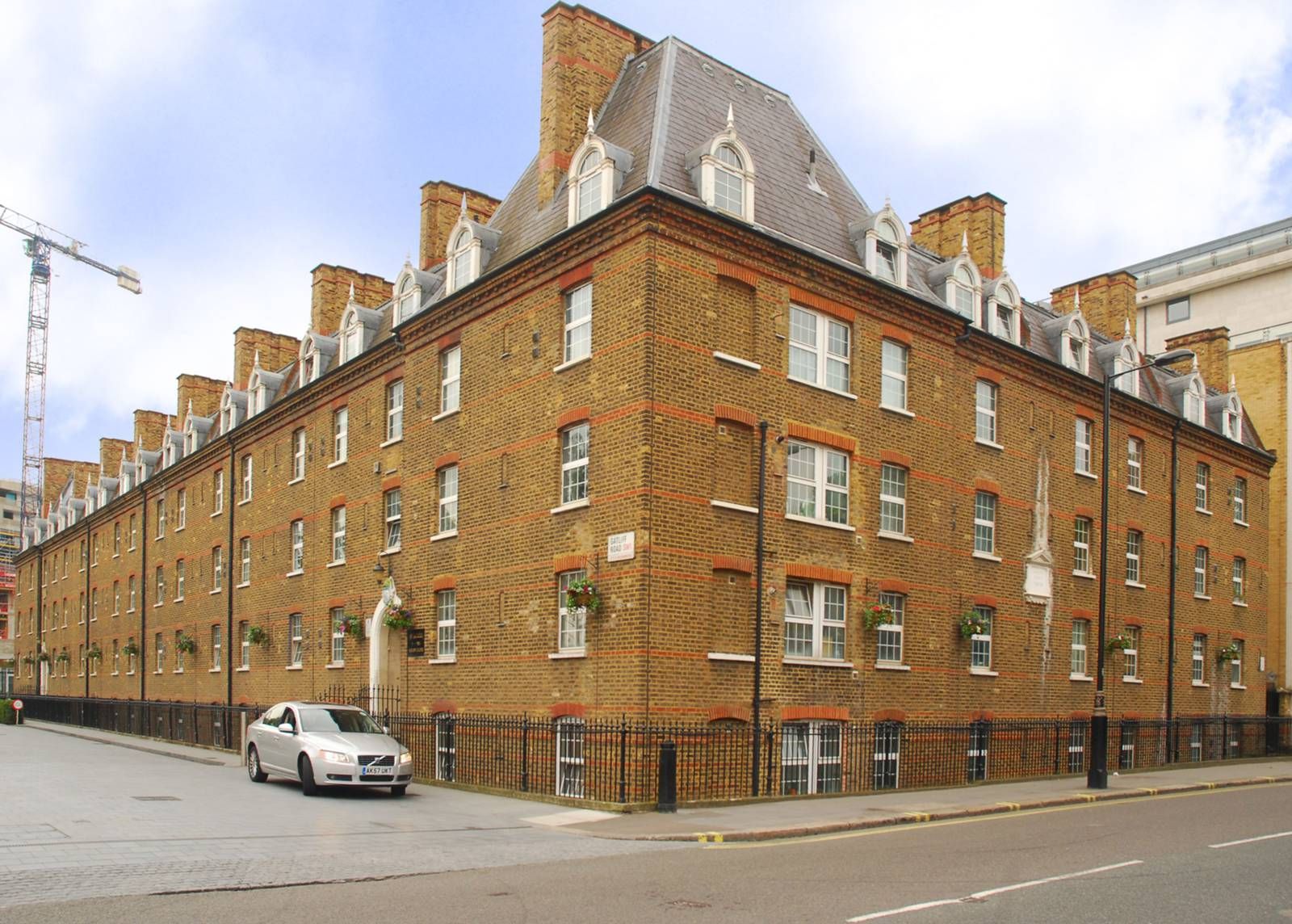 Studio for sale in Ebury Bridge Road, Pimlico, London SW1W Zoopla