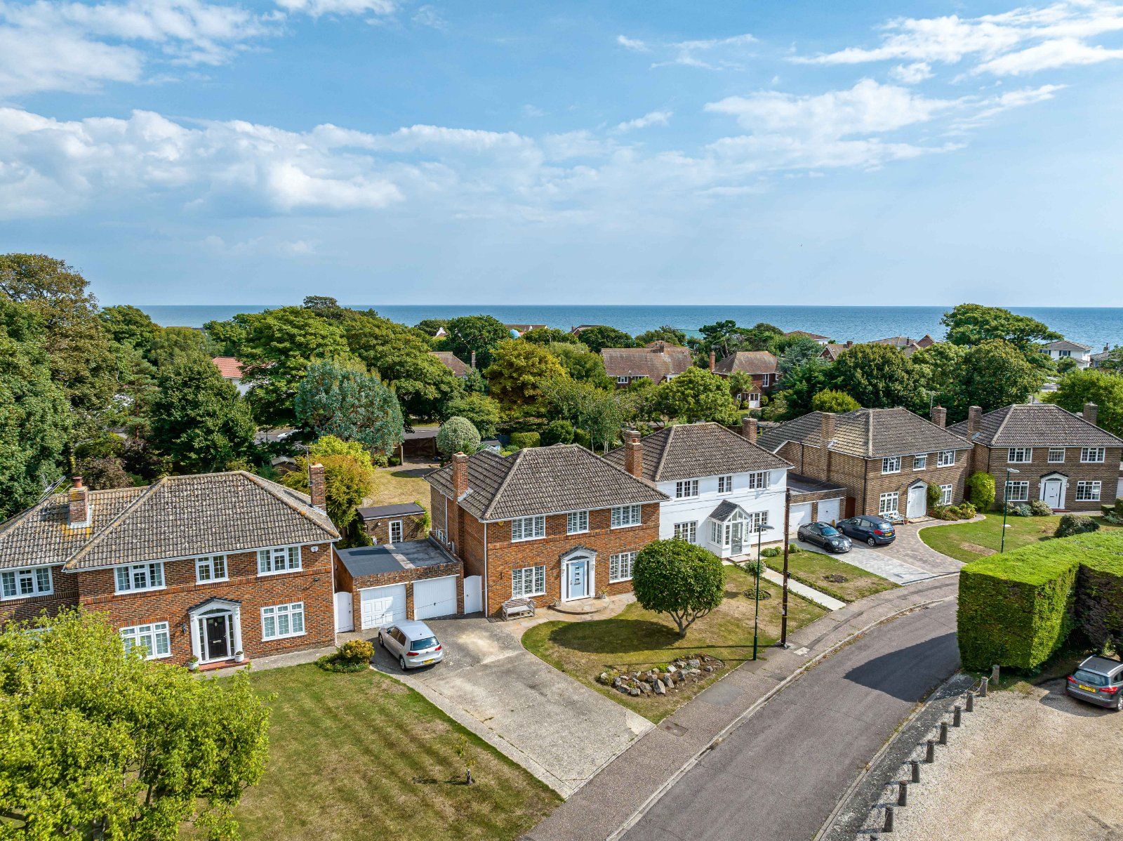 4 bed detached house for sale in Grange Court, Aldwick, West Sussex