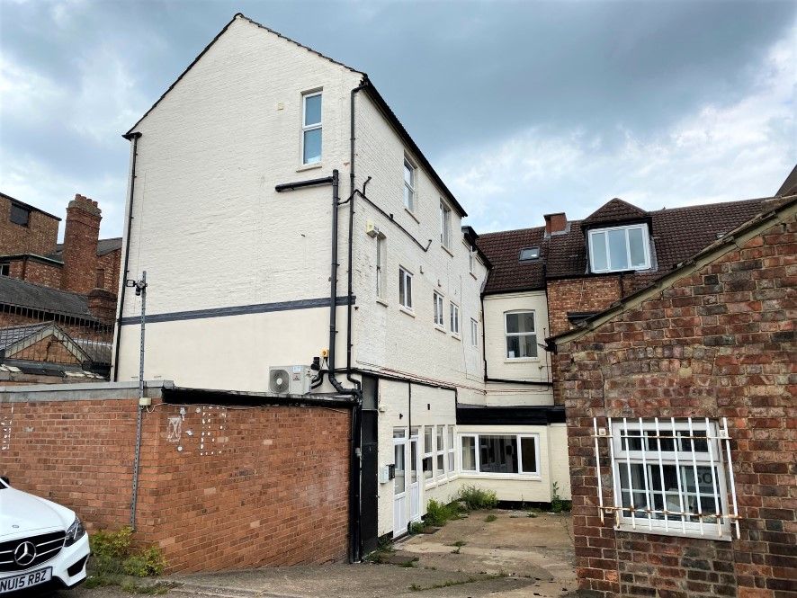 Flat 1, 8 Tithe Barn Road, Wellingborough, Northamptonshire NN8