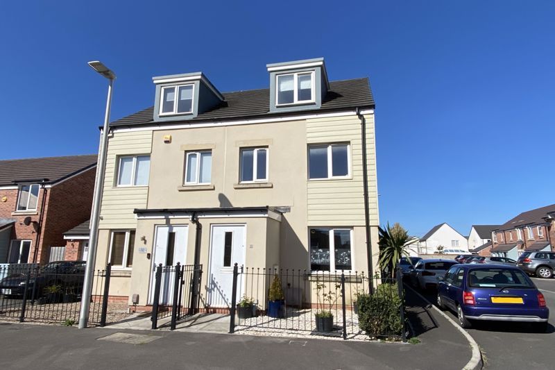 3 bed town house for sale in Piper Cross, WestonSuperMare BS24 Zoopla