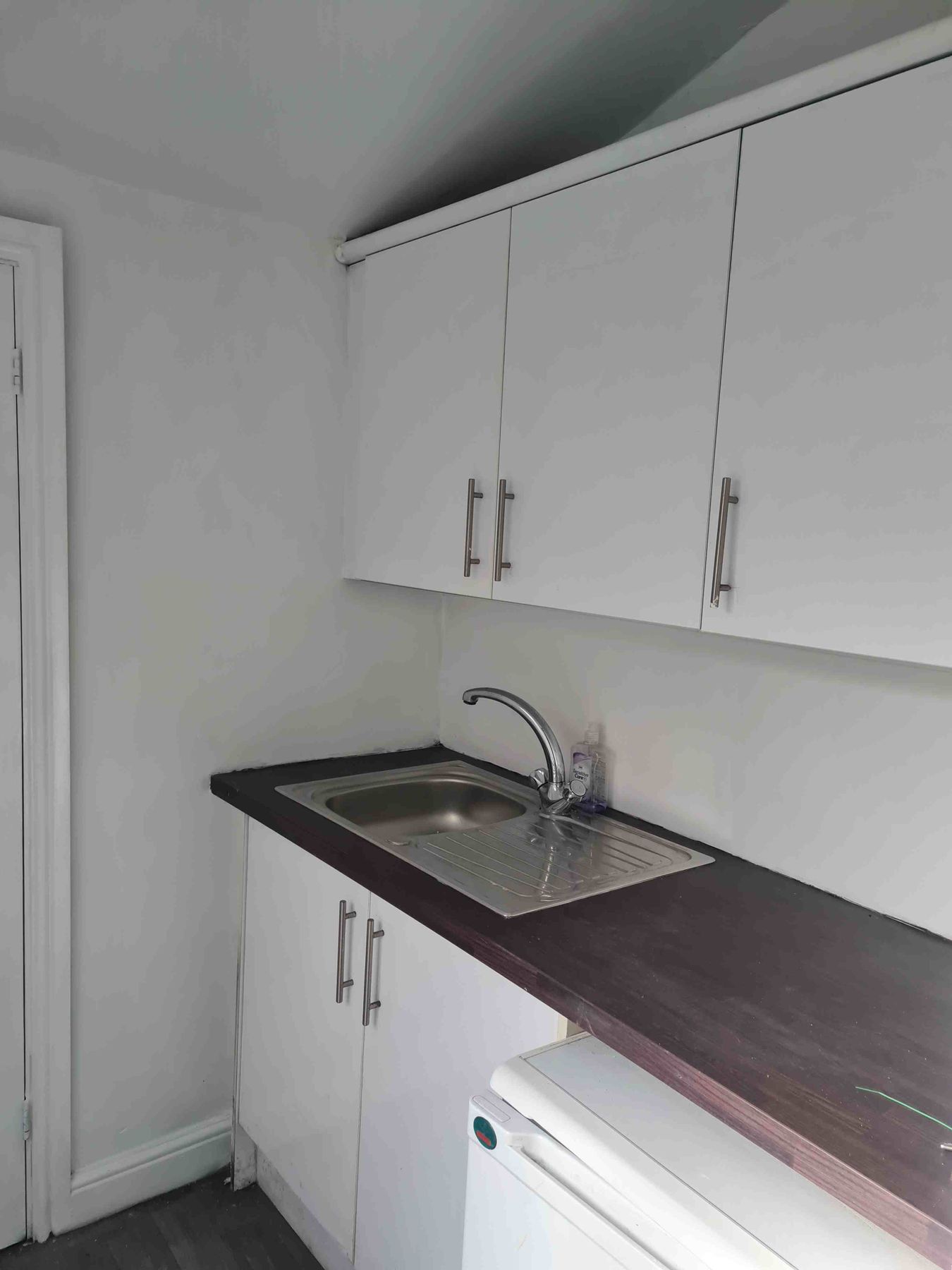 Retail premises to let in Chesterfield Road North, Pleasley, Mansfield