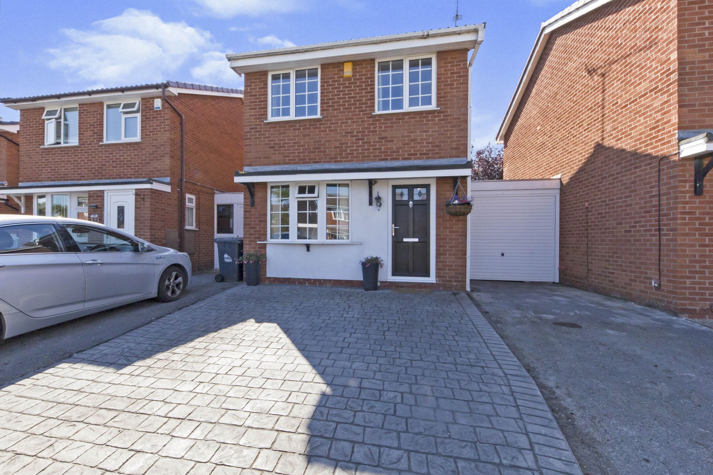 2 bed linkdetached house for sale in Selsey Close, Crewe CW1 Zoopla