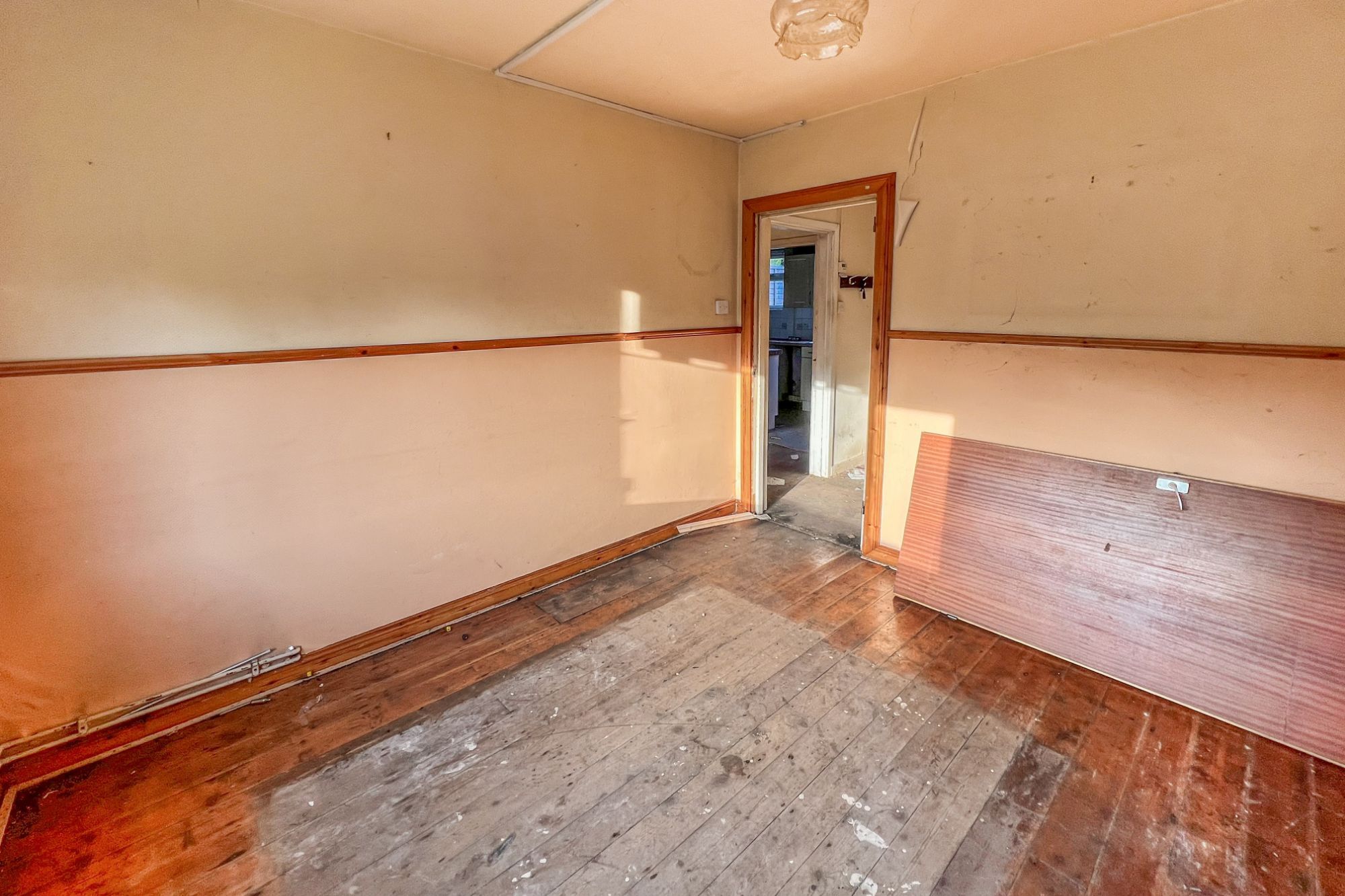 3 bed semidetached house for sale in Abbey Road, West Bridgford, Nottingham NG2 Zoopla