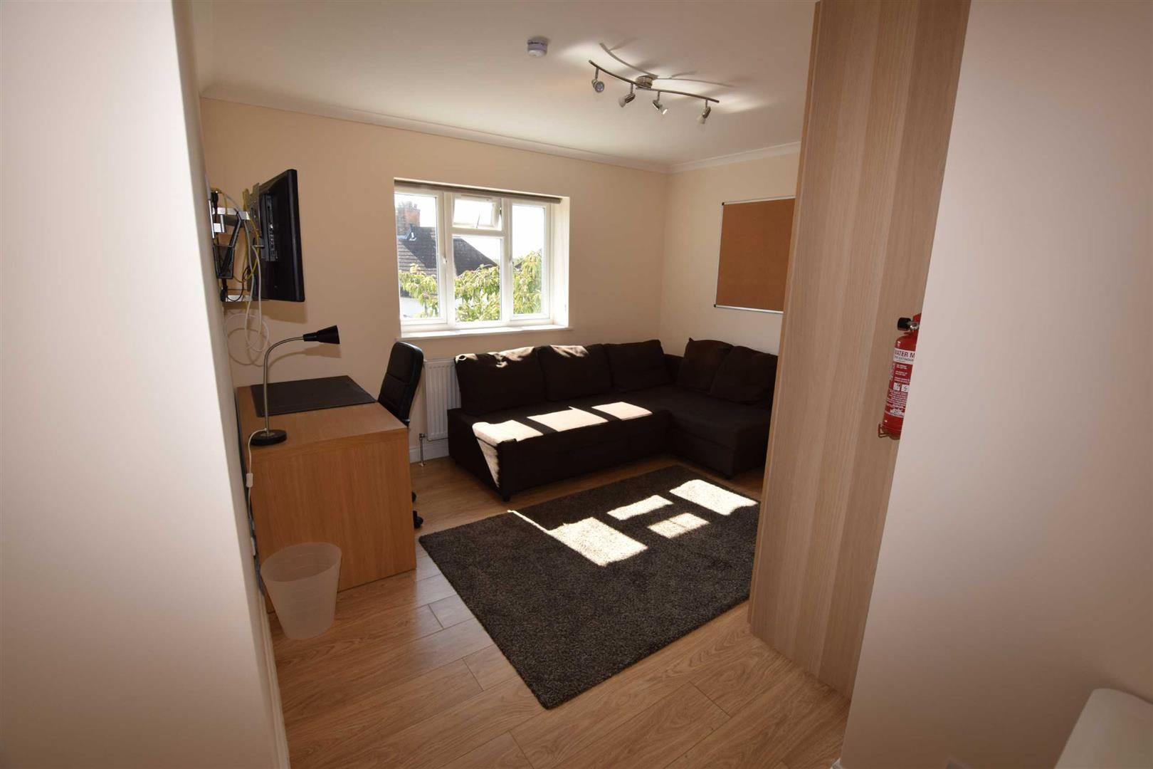 Room to rent in Freeland Park, Holders Hill Road, London NW4 Zoopla