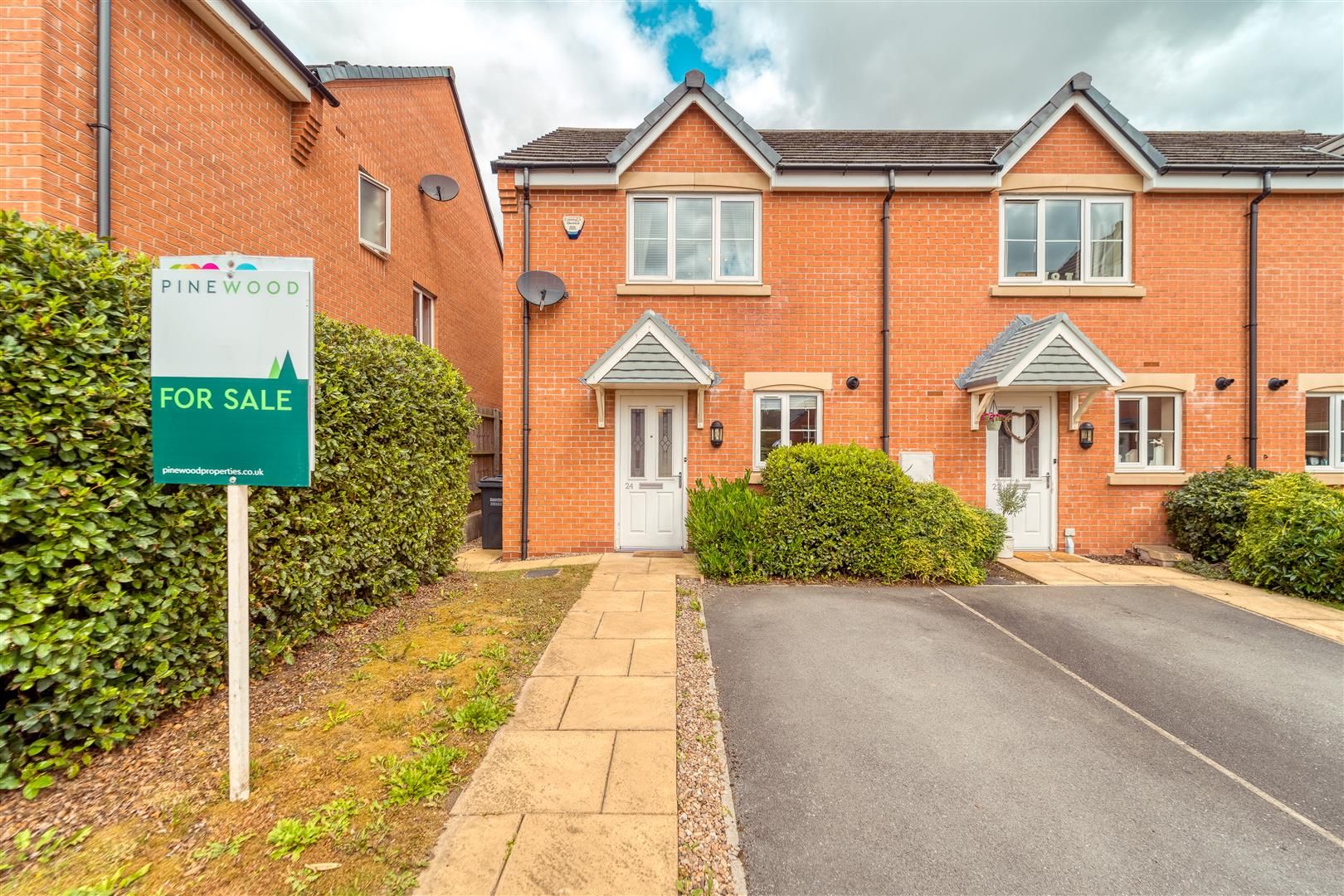 2 bed town house for sale in Manor House Court, Chesterfield, Derbyshire S41 Zoopla