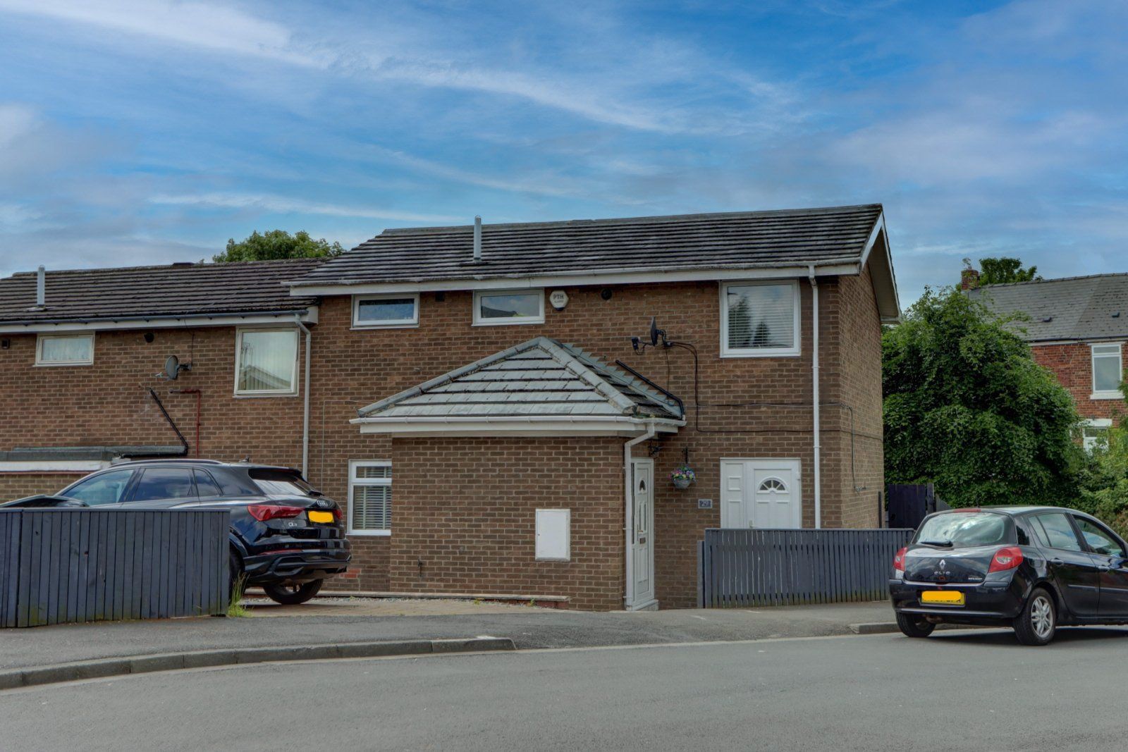 3 bed terraced house for sale in Mount Pleasant Court, Newcastle Upon