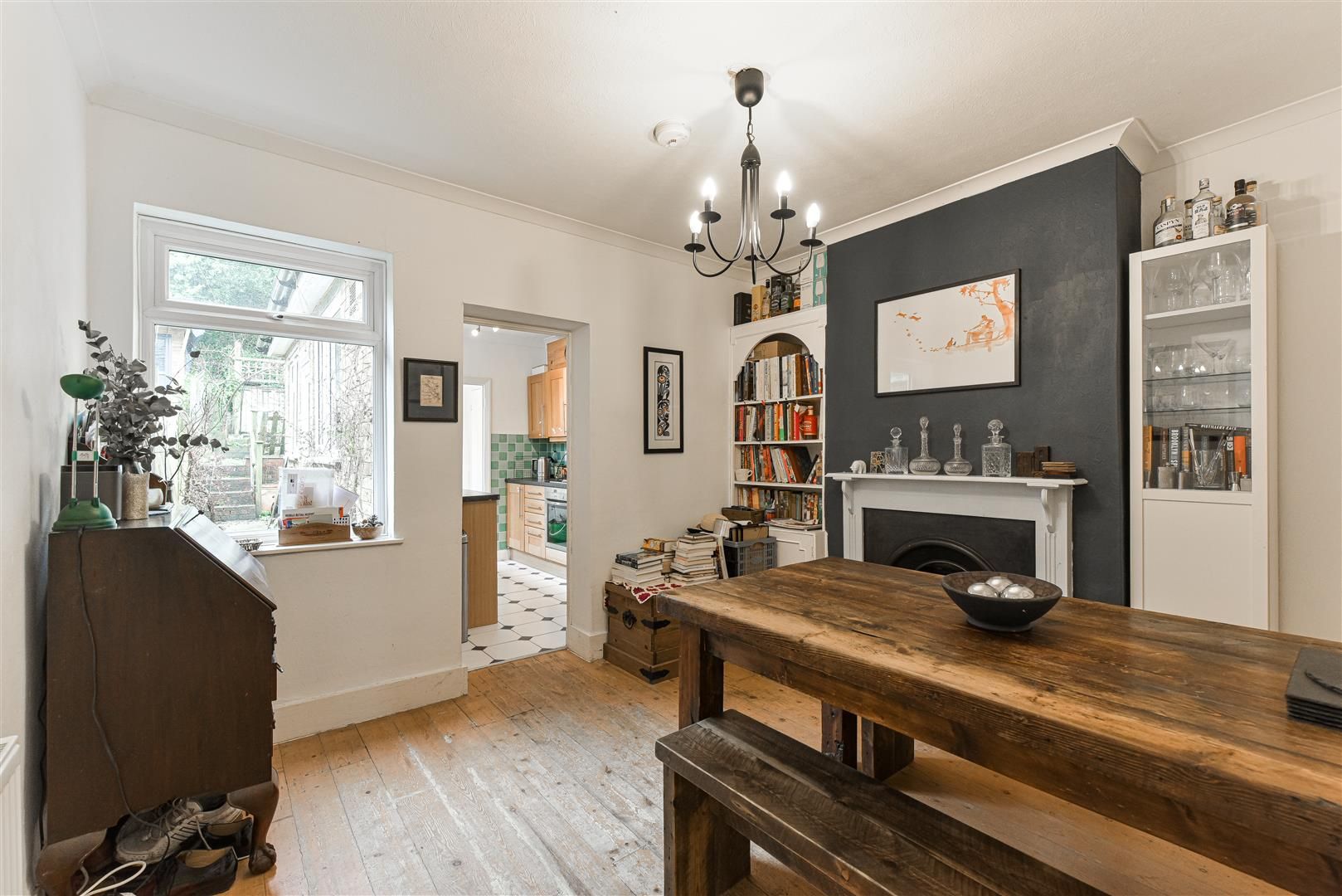 2 bed property for sale in Garlands Road, Redhill RH1 Zoopla