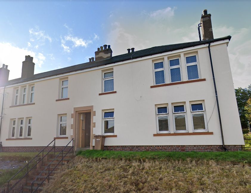 2 bed flat to rent in Barnes Avenue, Dundee DD4 Zoopla