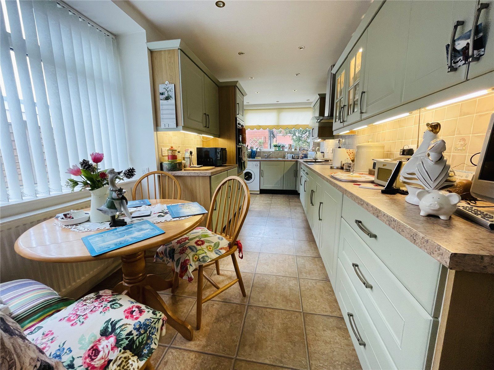 3 bed semidetached house for sale in Antrim Road, Blackpool FY2 Zoopla