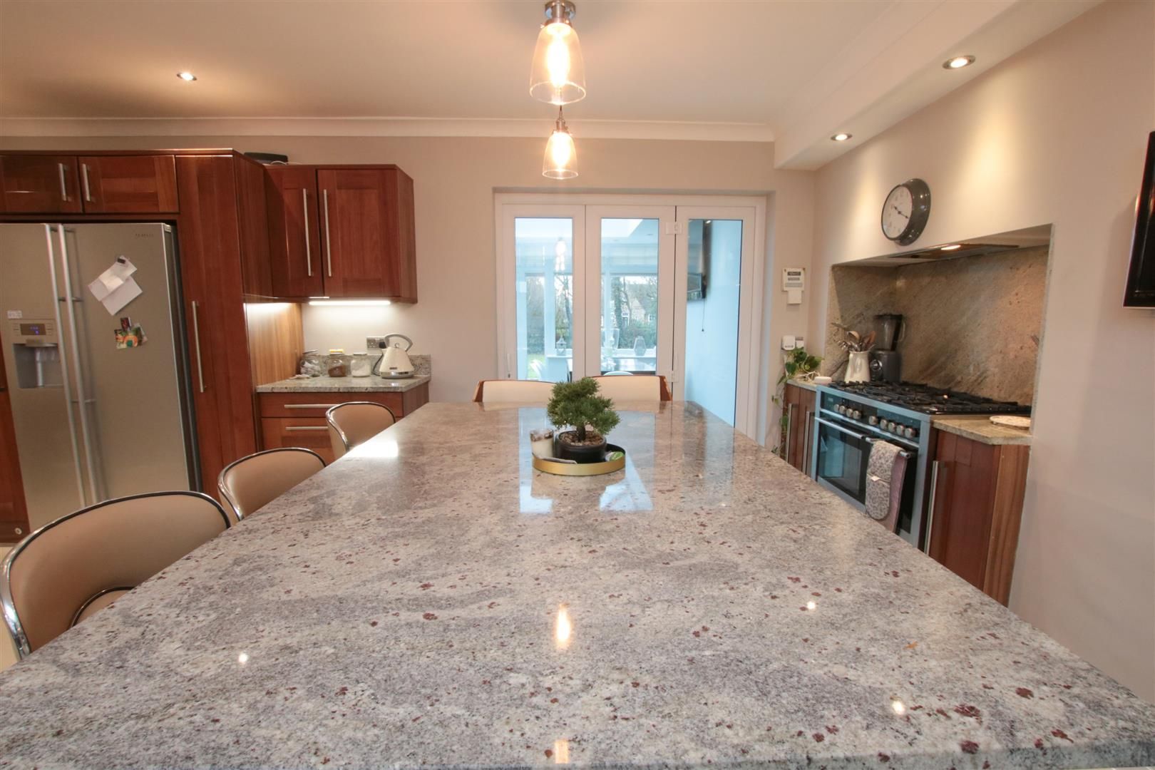 6 bed detached house for sale in Mills Drive, Lindholme, Doncaster DN7