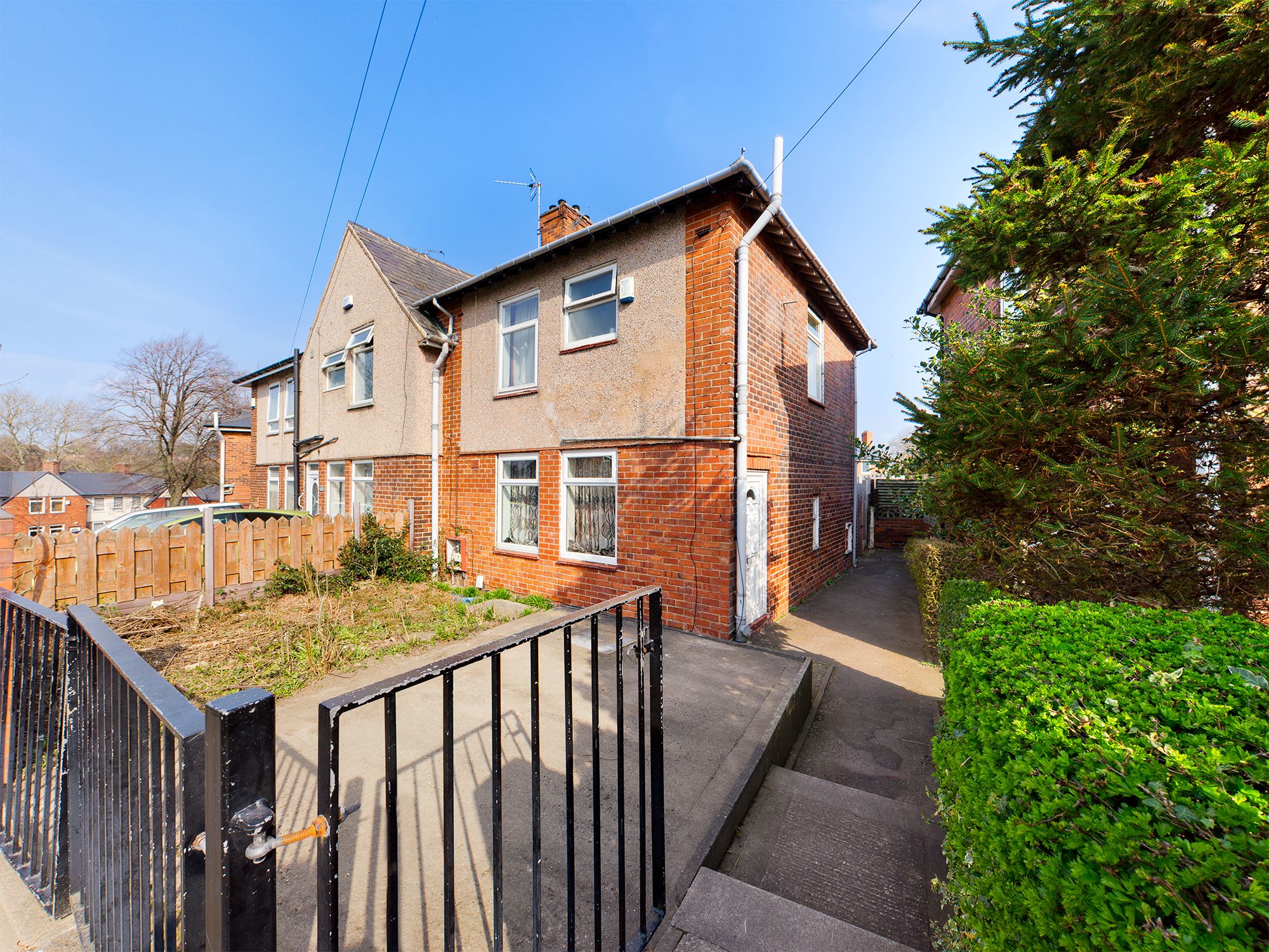 3 bed terraced house for sale in The Oval, Sheffield S5 Zoopla