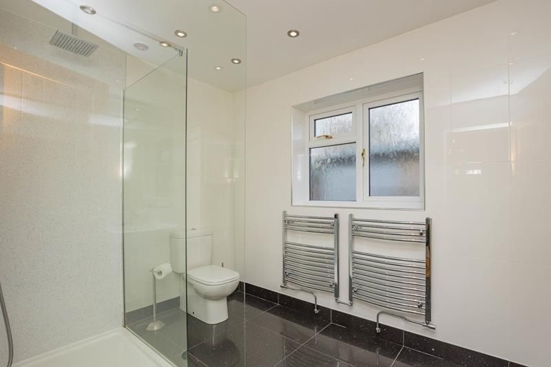 4 bed bungalow for sale in Minge Lane, Upton Upon Severn, Worcester