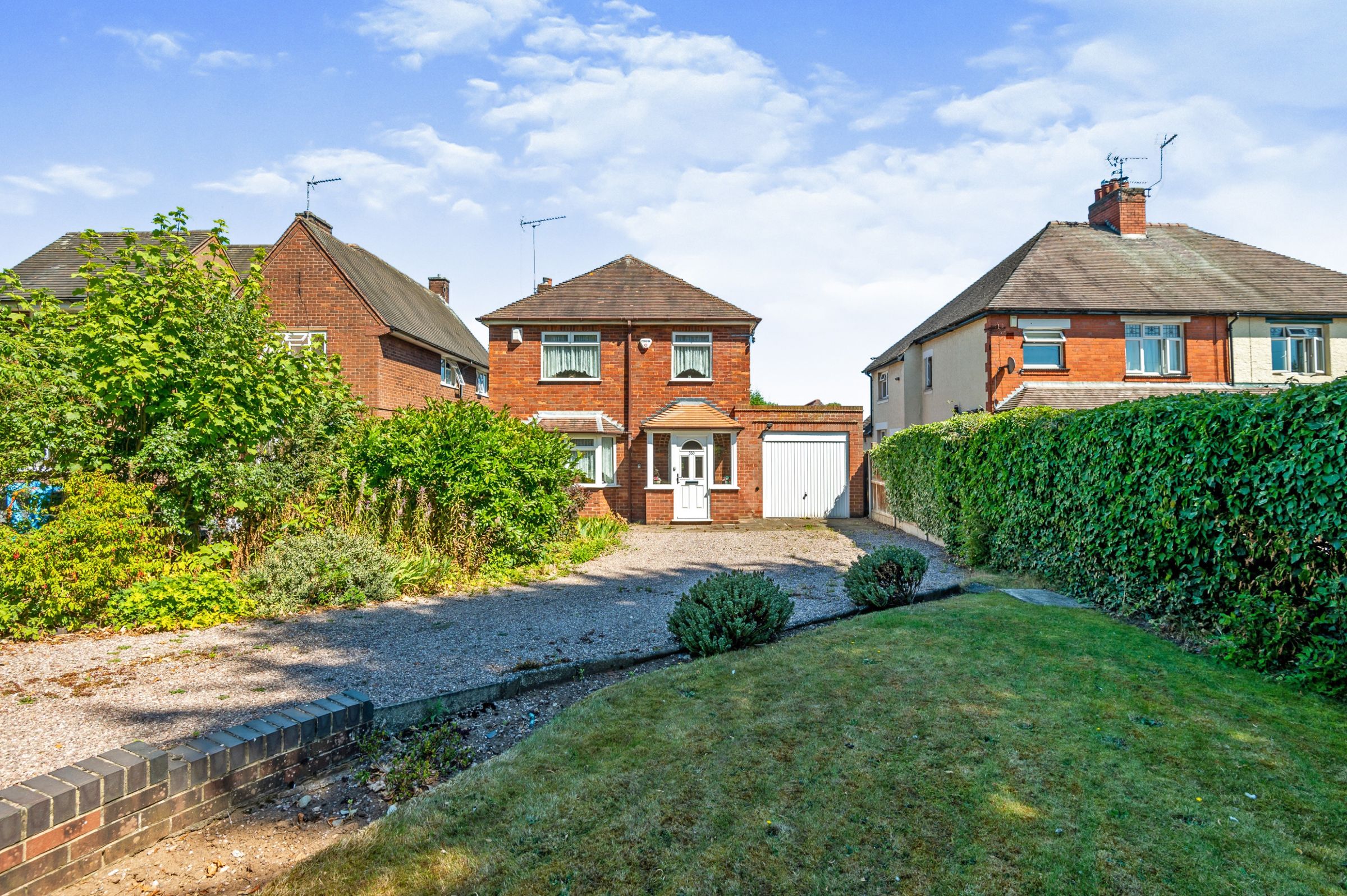 3 bed detached house for sale in Eccleshall Road, Stafford ST16 Zoopla