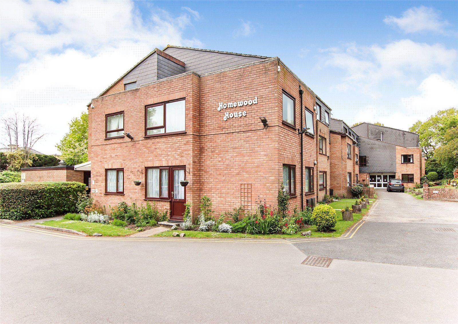 1 bed flat for sale in Milford Road, Pennington, Lymington, Hampshire
