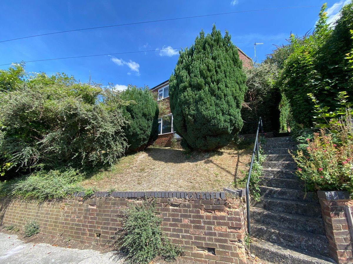 3 bed semidetached house to rent in Middlebrook Road, Downley, High