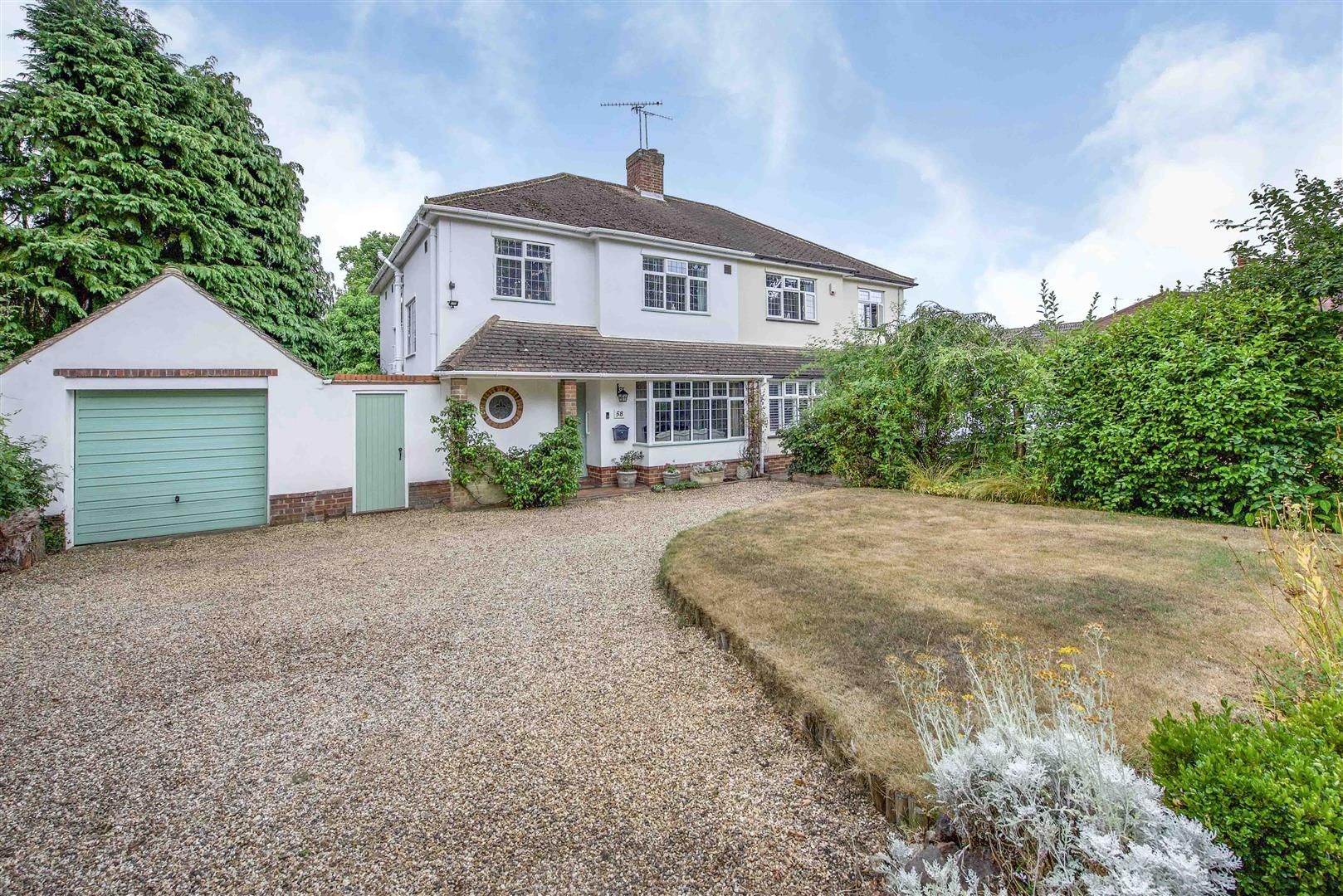 4 bed semidetached house for sale in West Riding, Bricket Wood, St