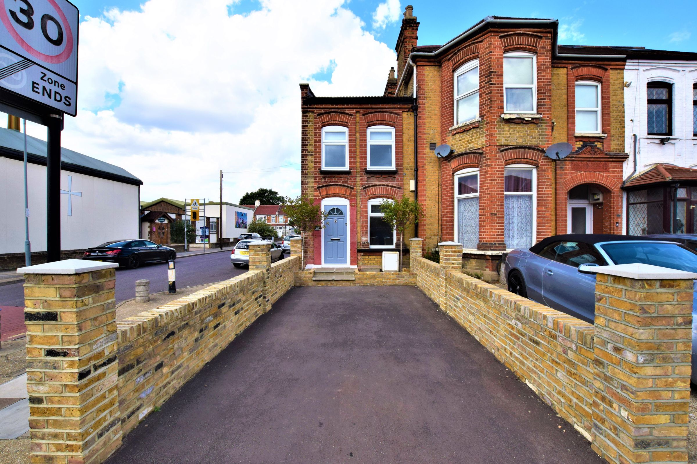 2 bed end terrace house for sale in Eastwood Road, Ilford IG3 Zoopla
