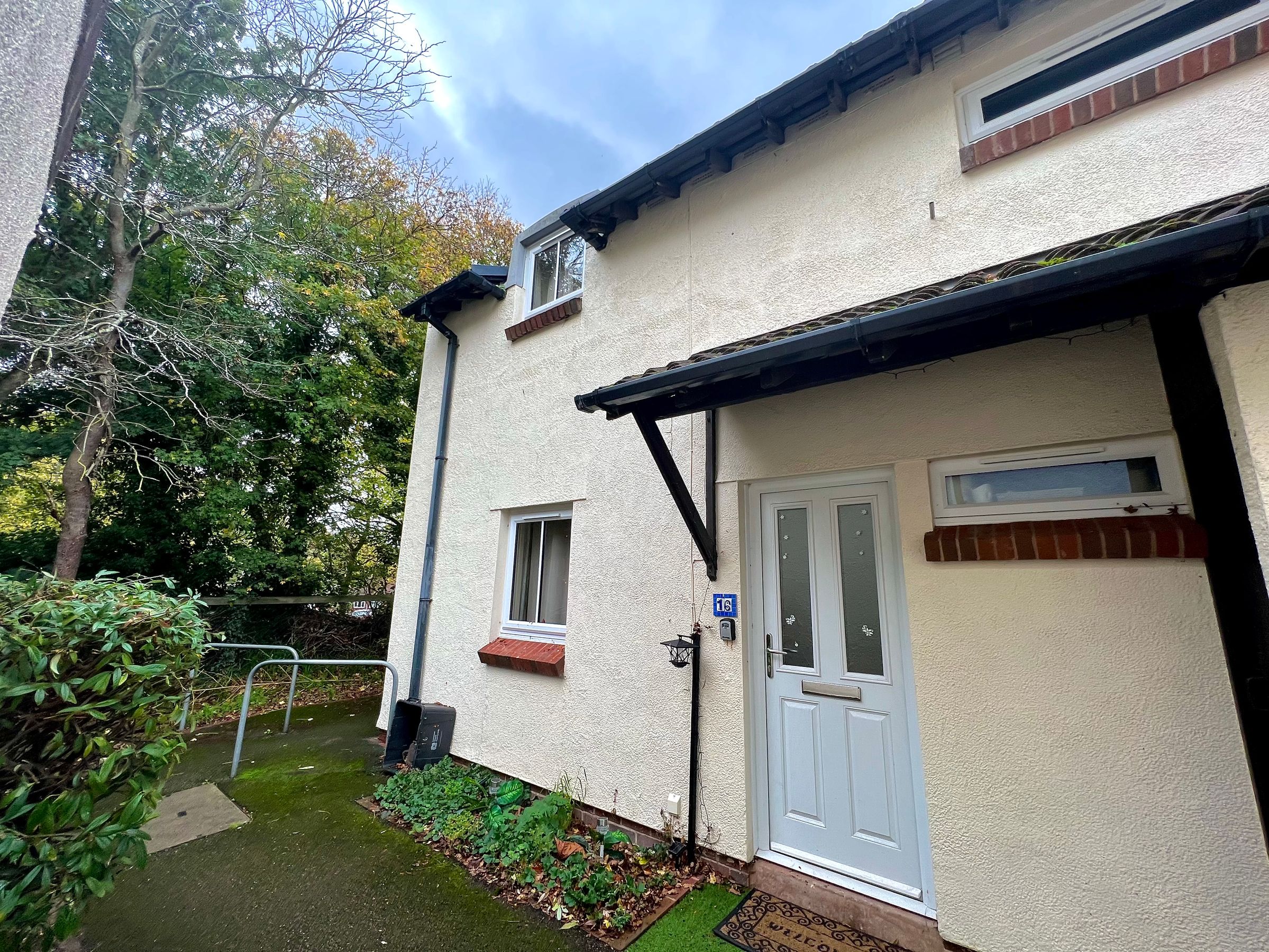 3 bed property to rent in Sycamore Road, Minehead TA24 Zoopla