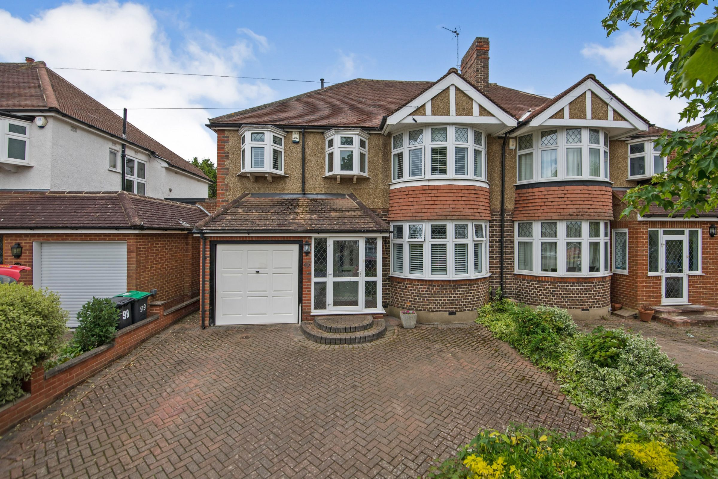 5 bed detached house for sale in The Manor Drive, Worcester Park KT4
