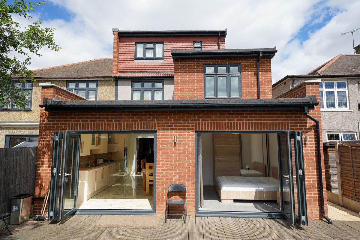 7 bed semidetached house for sale in Upney Lane, Barking IG11 Zoopla