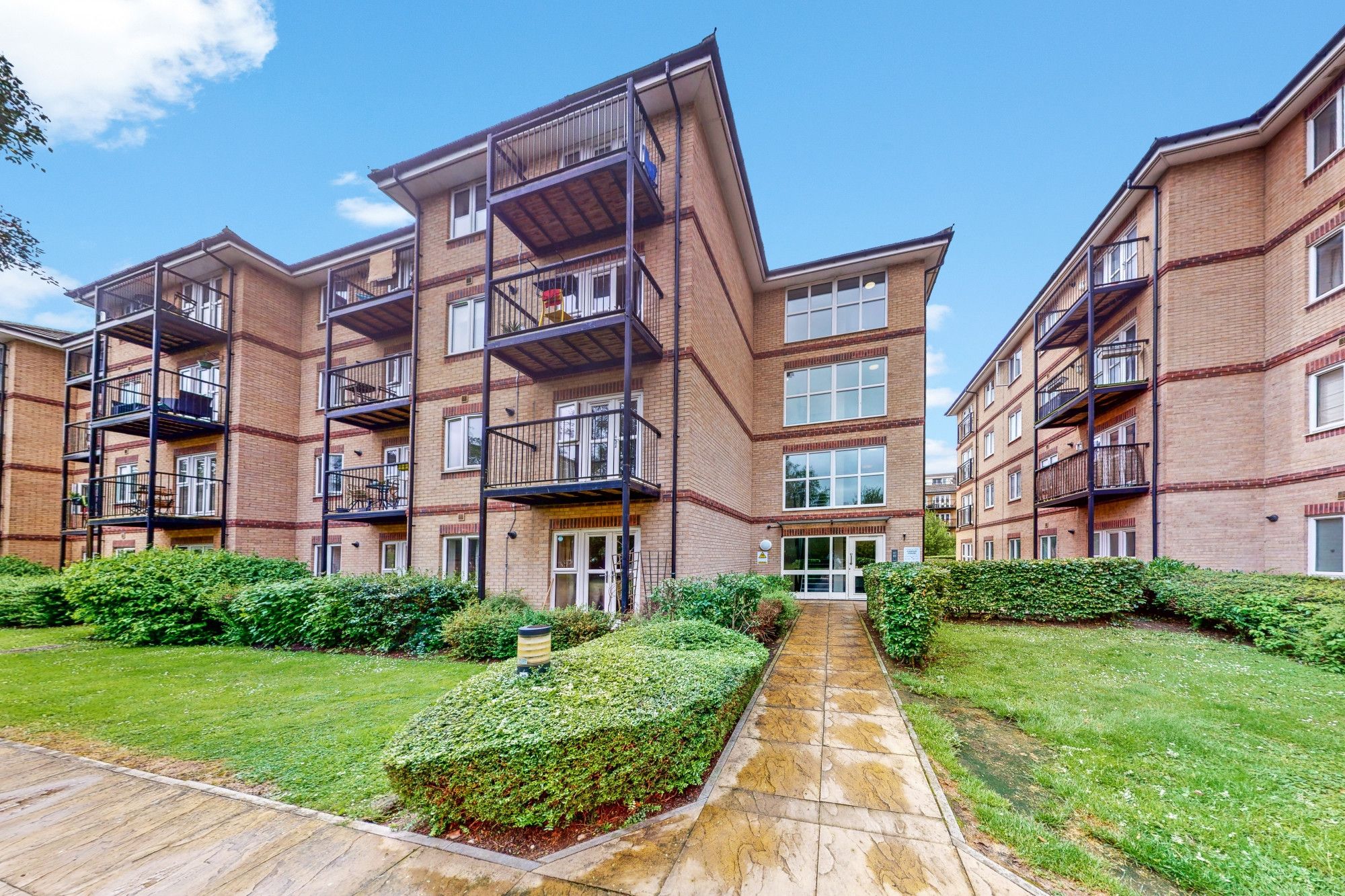 1 bed flat for sale in Carfax House, Worcester Close, London SE20 Zoopla