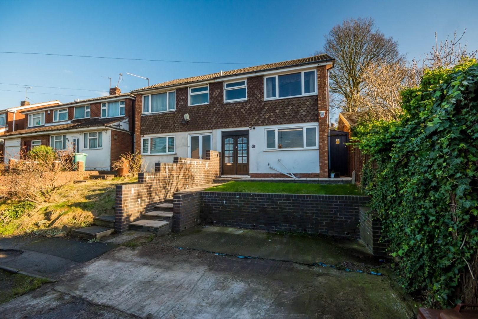 3 bed semidetached house for sale in Follyhouse Close, Walsall WS1