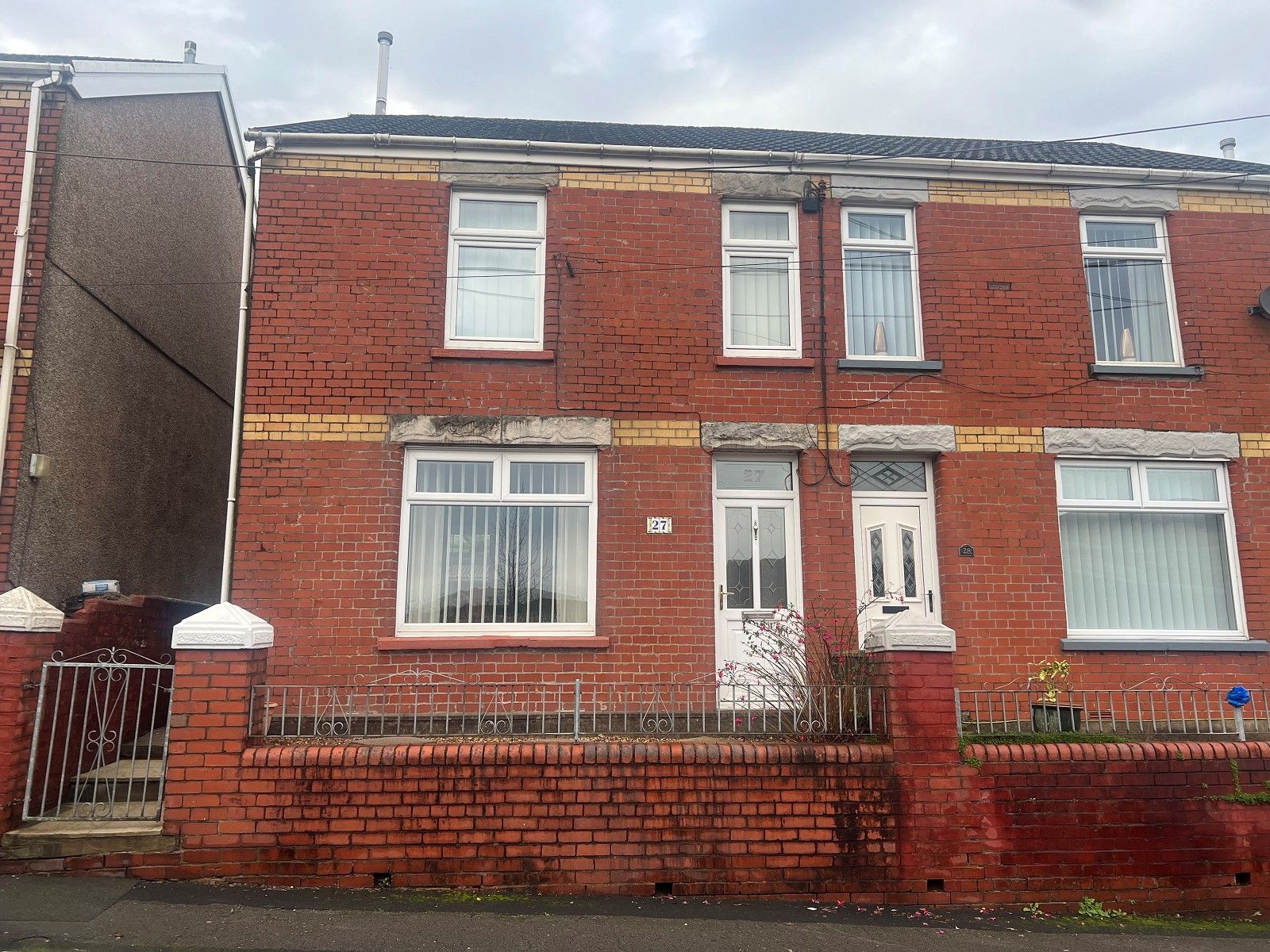 3 bed semidetached house for sale in Garnwen Road, Maesteg, Bridgend. CF34 Zoopla