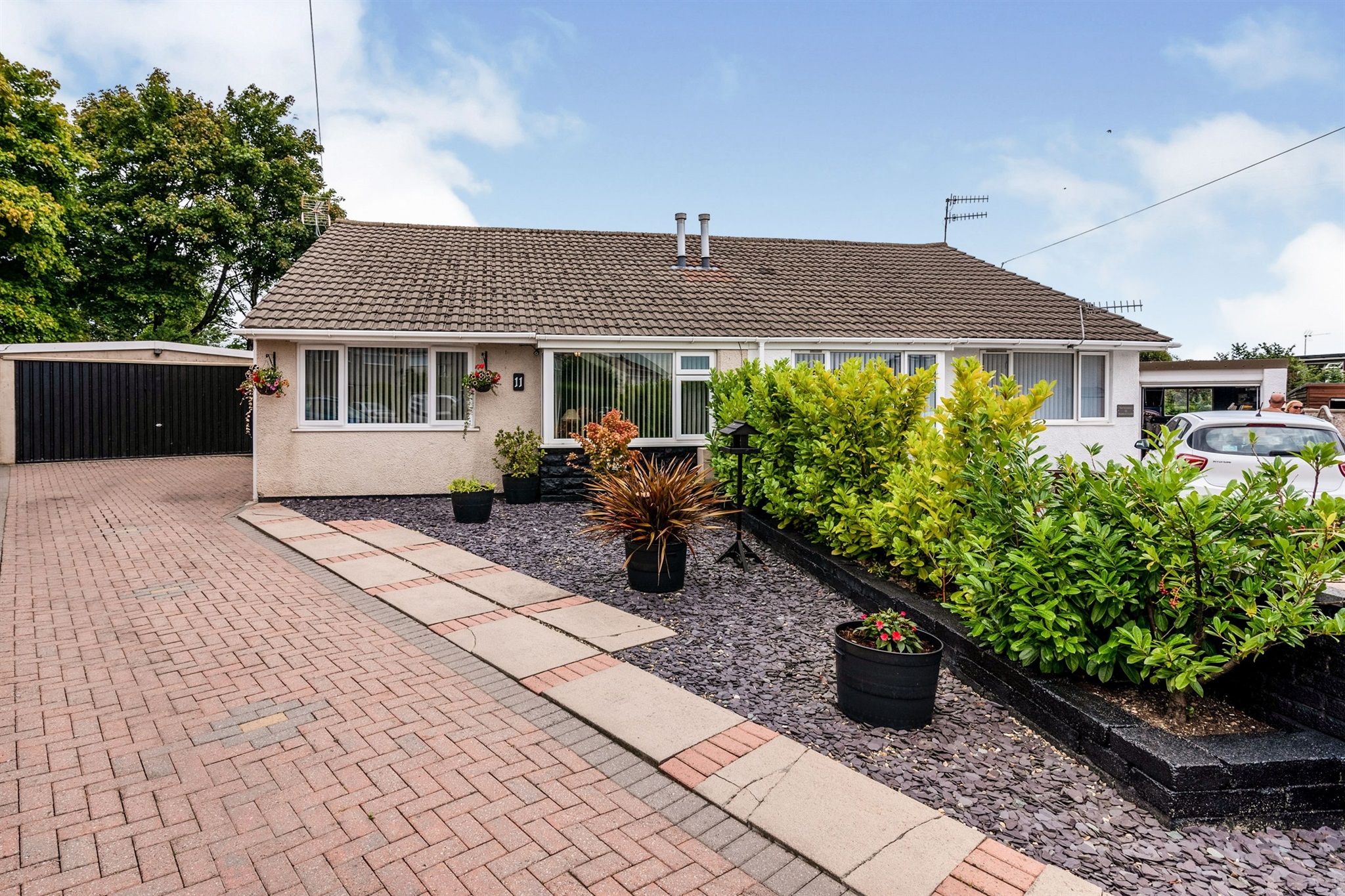 3 bed semidetached bungalow for sale in Hadrians Close, Gelligaer