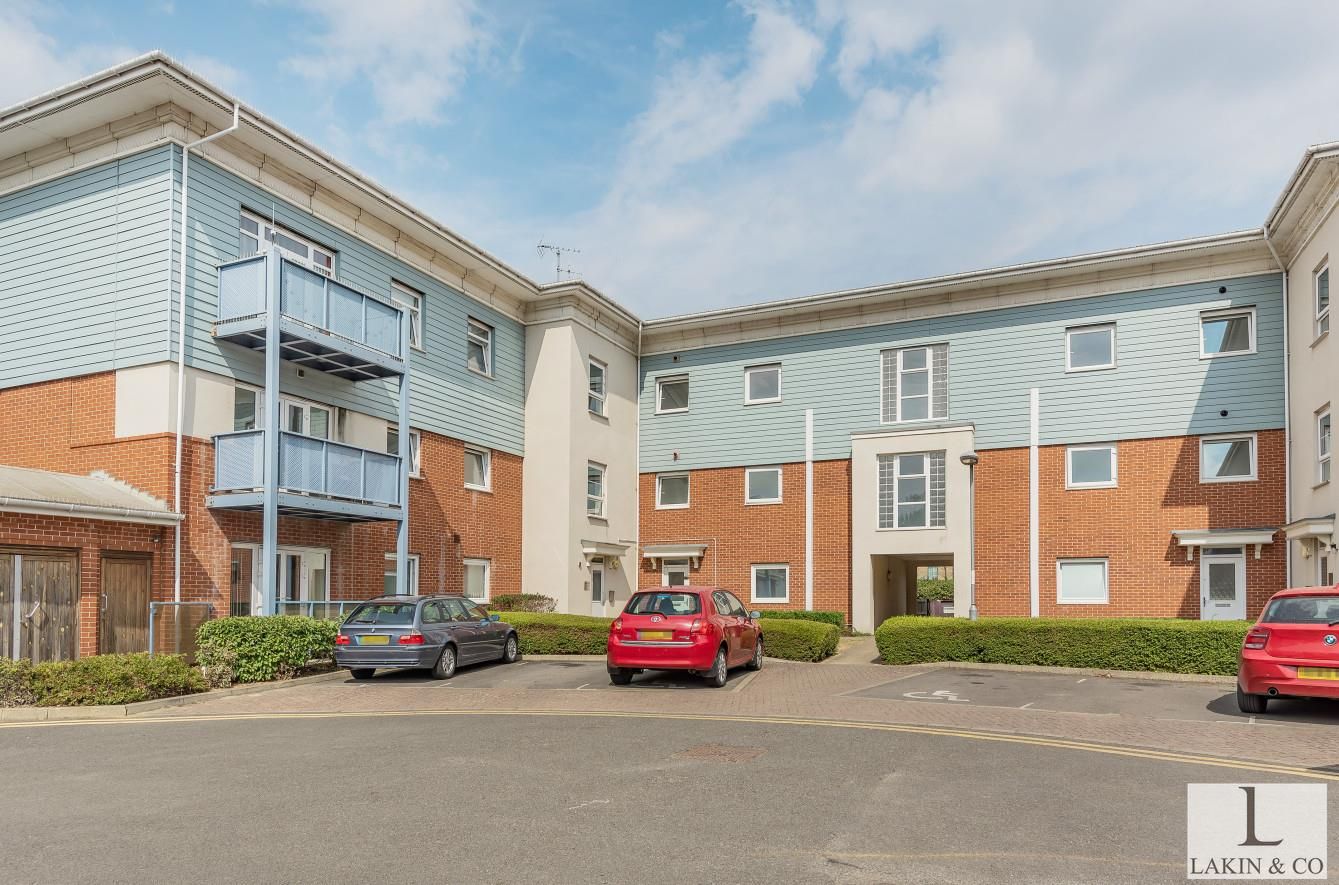 2 bed flat for sale in Wraysbury Drive, Yiewsley, West Drayton UB7 Zoopla