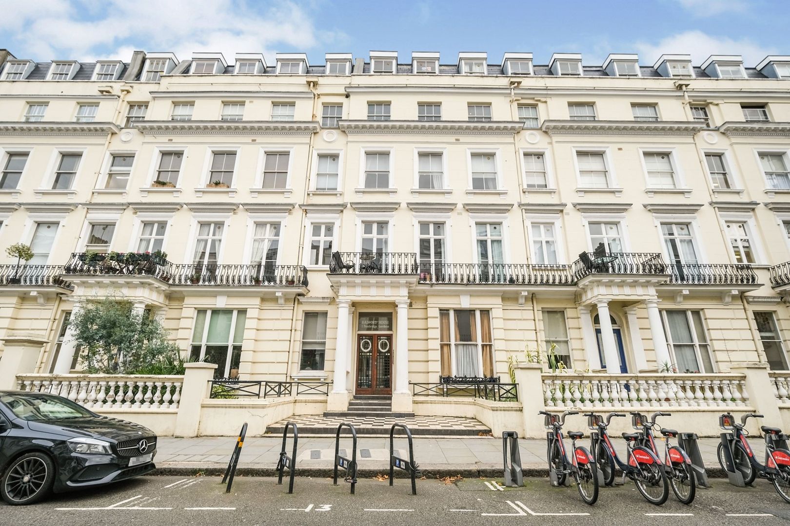 1 Pembridge Gardens, Notting Hill W2  
