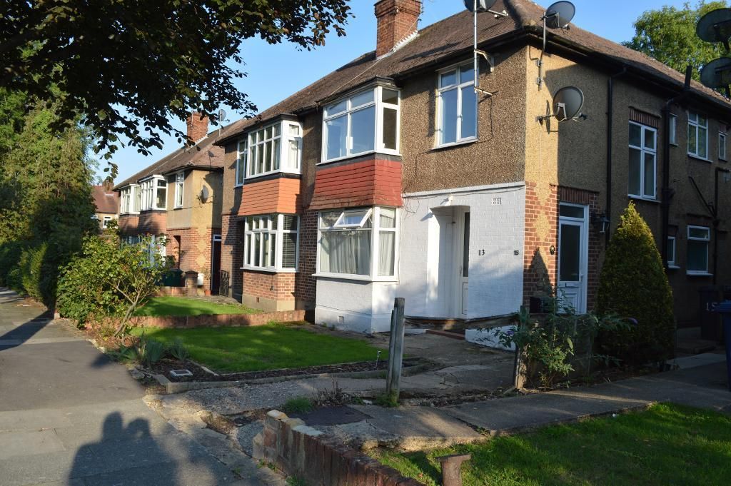 2 bed to rent in Windsor Road, High London EN5 Zoopla